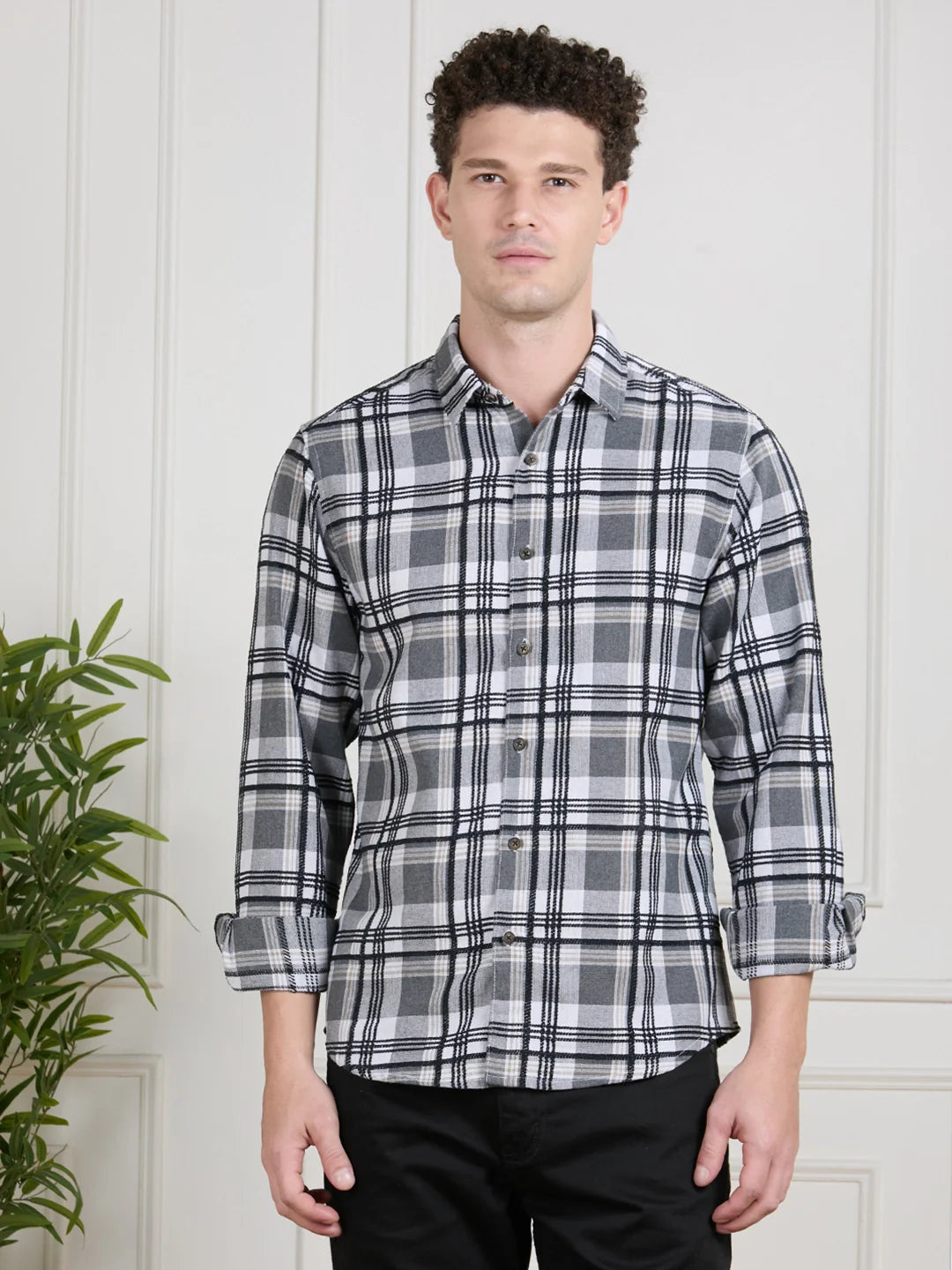 Valen Men Checks Shirt