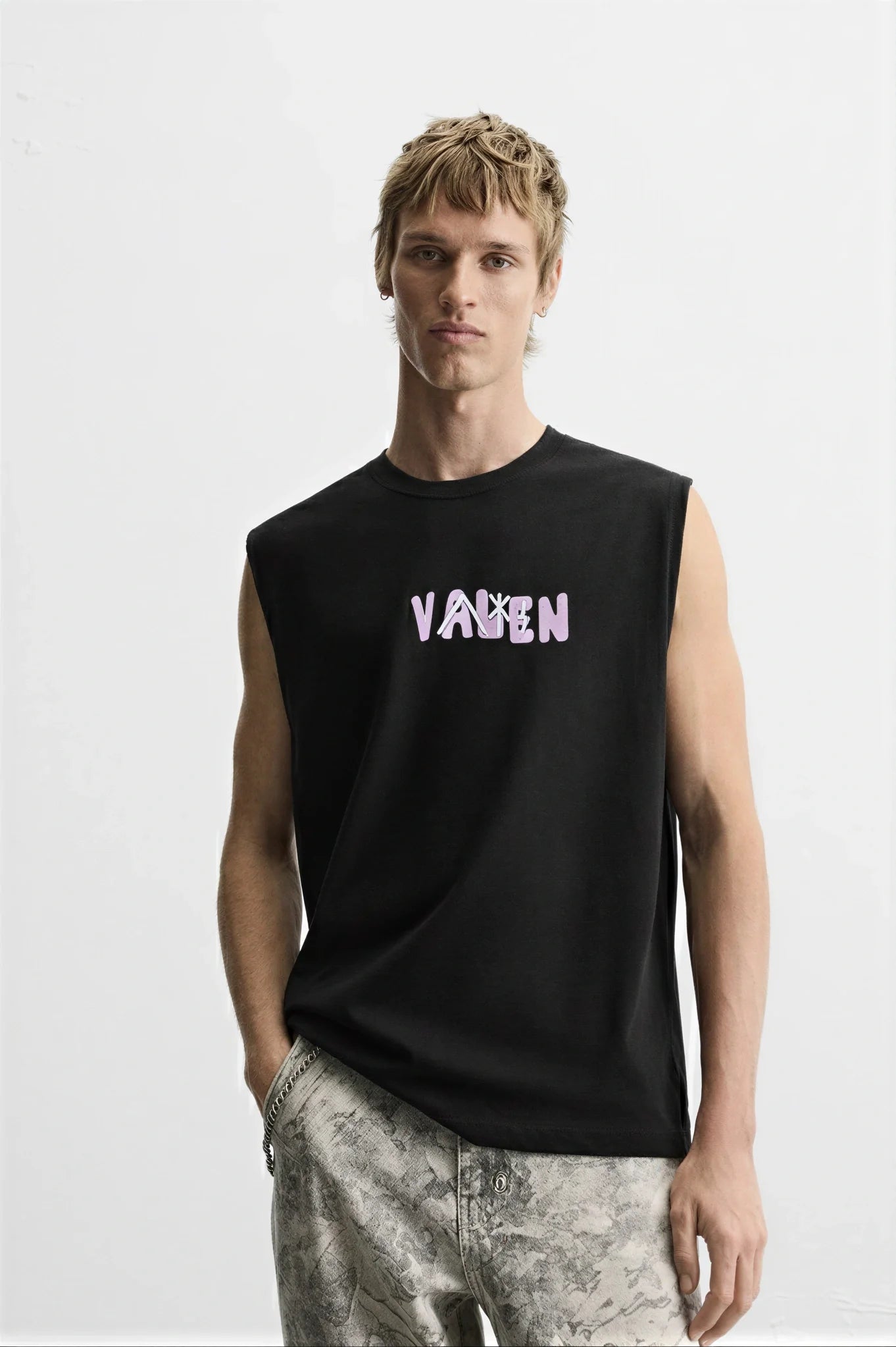 Valen Cosmic Tank